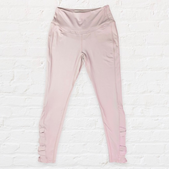 NWOT FREE PEOPLE x FP Movement Very Prarie 7/8 Legging Moon Light Mauve - Small - Picture 3 of 11